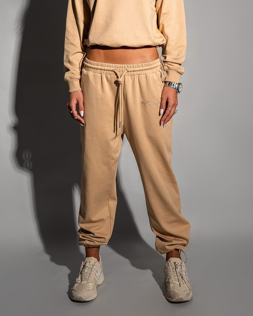 Oversized Club Joggers Fawn