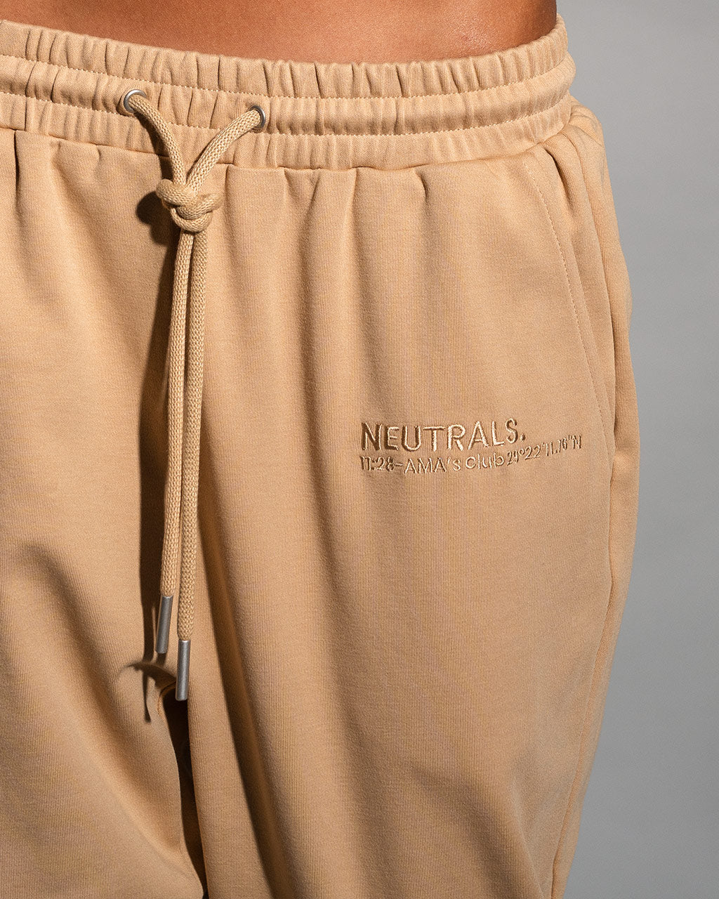 Oversized Club Joggers Fawn