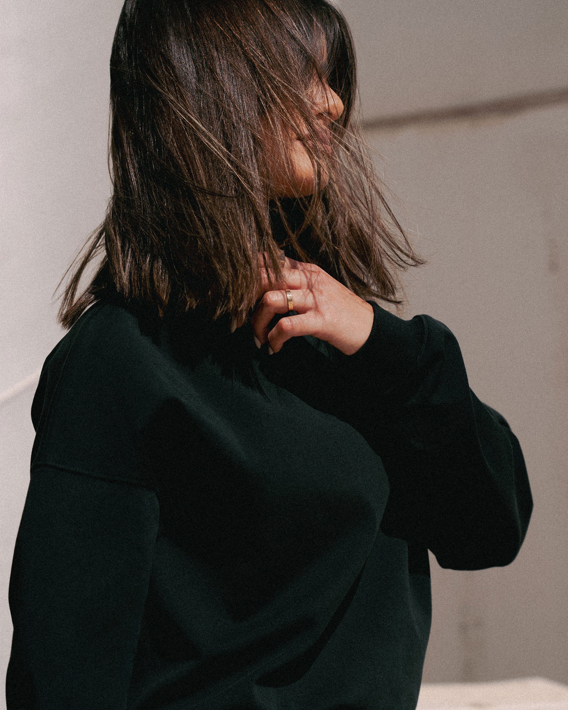 Loose Neck Sweatshirt – Neutrals